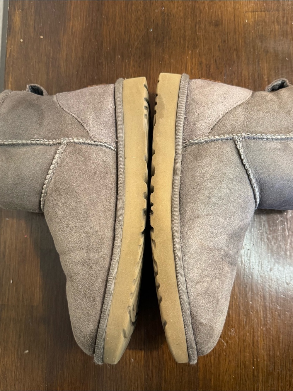 UGG Women's Classic Mini II Boots Grey Suede Sheepskin 1016222 Size 8 - Picture 3 of 9